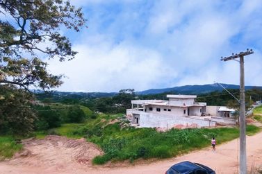 Terreno &agrave; venda - 1012m&sup2; - JARDIM ESTANCIA BRAS