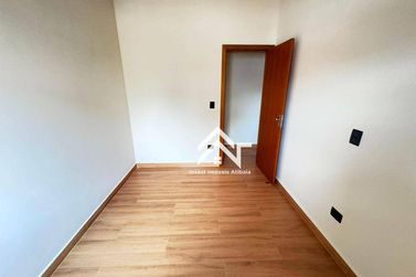 Casa &agrave; venda - 102m&sup2; - Nova Cerejeiras