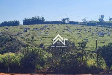 Terreno &agrave; venda - 750m&sup2; - Condominio Vila Dom Pedro