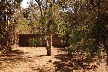 Ch&aacute;cara &agrave; venda - 1519m&sup2; - Rosario
