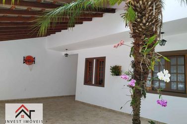 Casa para alugar - 184m&sup2; - Jardim Jaragu&aacute;