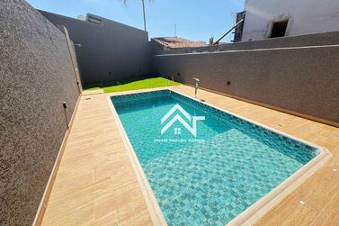 Casa para alugar - 170m&sup2; - Nova Gard&ecirc;nia