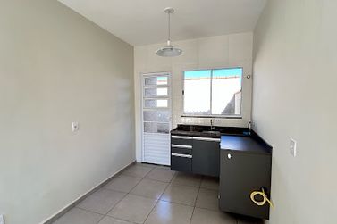 Casa para alugar - 50m&sup2; - Belvedere