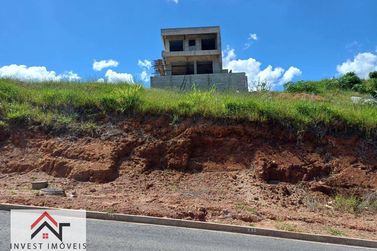 Terreno &agrave; venda - 300m&sup2; - Portal Lamis