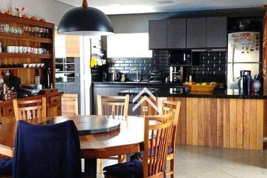 Casa &agrave; venda - 450m&sup2; - Condom&iacute;nio Shambala III