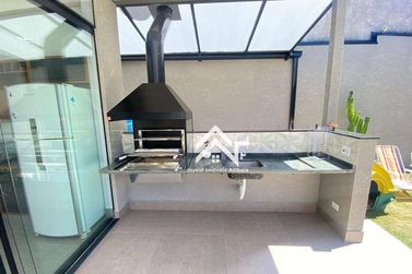 Casa &agrave; venda - 185m&sup2; - Jardim Shangri-L&aacute;
