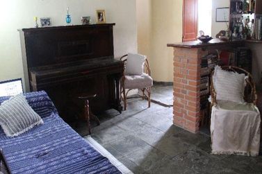 Casa &agrave; venda - 385m&sup2; - Jardim dos Pinheiros