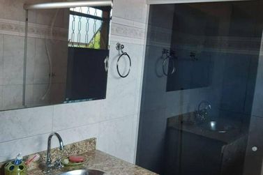 Casa &agrave; venda - 256m&sup2; - Jardim do Lago