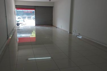 Sal&atilde;o Comercial para alugar - 100m&sup2; - VILA THAIS