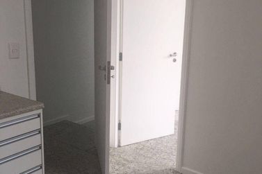 Sal&atilde;o Comercial para alugar - 110m&sup2; - Vila Thais