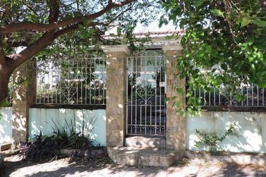 Casa &agrave; venda - 333m&sup2; - NIRVANA PQ RESIDENCIAL