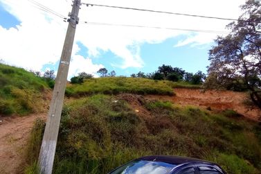Terreno &agrave; venda - 1012m&sup2; - JARDIM ESTANCIA BRAS
