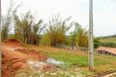 Terreno &agrave; venda - 614m&sup2; - Atibaia Belvedere