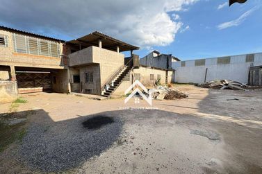 Sal&atilde;o Comercial &agrave; venda - 900m&sup2; - Jardim das Cerejeiras