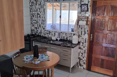 Casa &agrave; venda - 65m&sup2; - Loteamento Parque Serras de Atibaia I