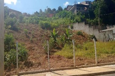 Terreno &agrave; venda - 320m&sup2; - Jardim Imperial