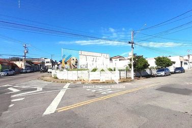 Terreno &agrave; venda - 594m&sup2; - Alvin&oacute;polis