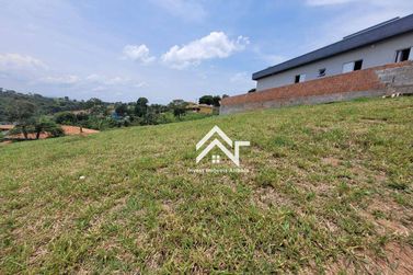 Terreno &agrave; venda - 460m&sup2; - Condominio Alto da Floresta