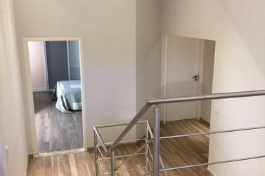 Casa &agrave; venda - 350m&sup2; - Jardim Eneide