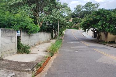 Terreno &agrave; venda - 769m&sup2; - LOTEAMENTO VALE DAS FLORES