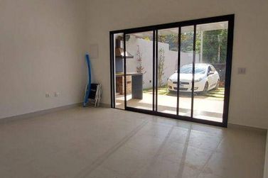 Casa &agrave; venda - 135m&sup2; - Port&atilde;o