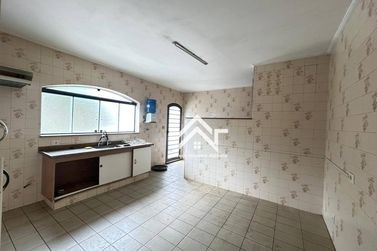 Sala Comercial para alugar - 260m&sup2; - Centro