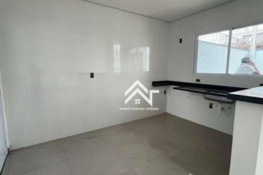 Casa &agrave; venda - 100m&sup2; - Nova Cerejeiras