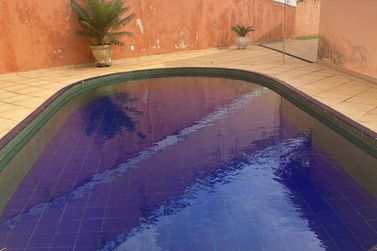 Ch&aacute;cara &agrave; venda - 1416m&sup2; - Terra Preta