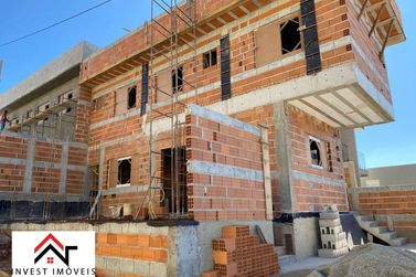 Casa &agrave; venda - 102m&sup2; - Jardim Jaragu&aacute;