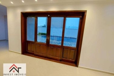 Casa &agrave; venda - 321m&sup2; - Jardim Jaragu&aacute;
