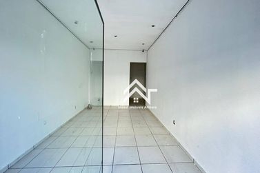 Sal&atilde;o Comercial para alugar - 50m&sup2; - Centro
