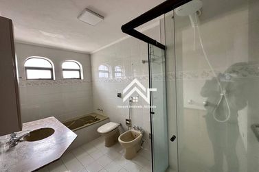 Apartamento para alugar - 227m&sup2; - Centro
