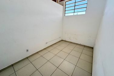 Sal&atilde;o Comercial para alugar - 220m&sup2; - Jardim Imperial