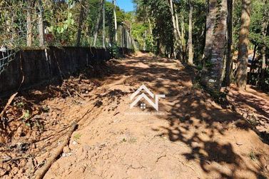 Terreno &agrave; venda - 5100m&sup2; - Recanto dos Palmares