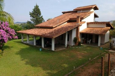 Ch&aacute;cara &agrave; venda - 267m&sup2; - Boa Vista