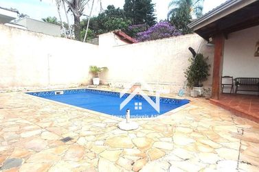 Casa &agrave; venda - 318m&sup2; - Jardim Paulista