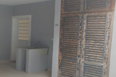 Casa &agrave; venda - 65m&sup2; - JARDIM COLONIAL