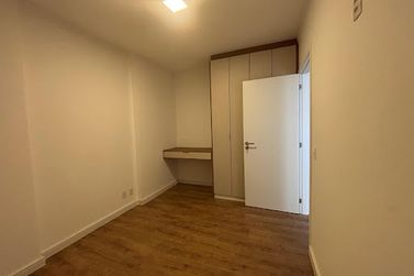 Apartamento &agrave; venda - 101m&sup2; - Nova Gard&ecirc;nia