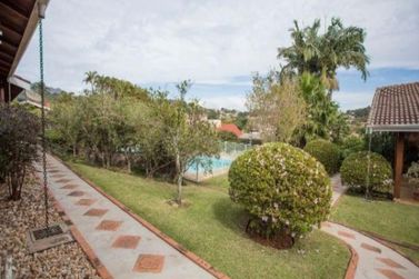 Casa &agrave; venda - 2430m&sup2; - Jardim Itaperi