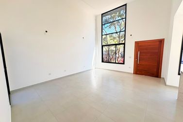 Casa &agrave; venda - 153m&sup2; - Jardim Jaragu&aacute;