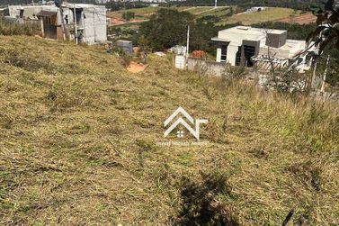 Terreno &agrave; venda - 380m&sup2; - Atibaia Belvedere