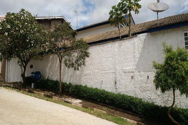 Casa &agrave; venda - 625m&sup2; - JARDIM SHANGRI-L&Aacute;