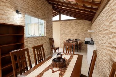 Casa &agrave; venda - 100m&sup2; - Jardim dos Pinheiros