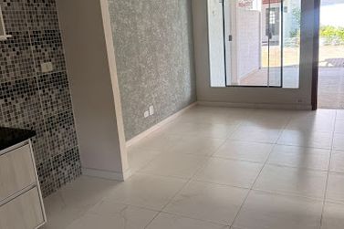 Casa &agrave; venda - 68m&sup2; - Jardim Colonial