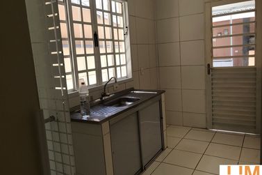 Casa &agrave; venda - 182m&sup2; - Nova Cerejeiras