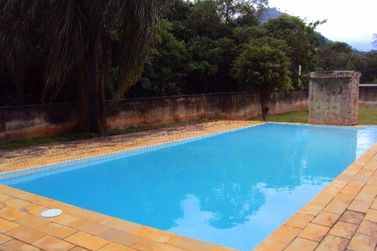 Casa &agrave; venda - 2087m&sup2; - Vila Petr&oacute;polis