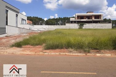 Terreno &agrave; venda - 806m&sup2; - Boa Vista