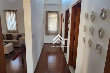 Casa &agrave; venda - 190m&sup2; - Jardim Jaragu&aacute;