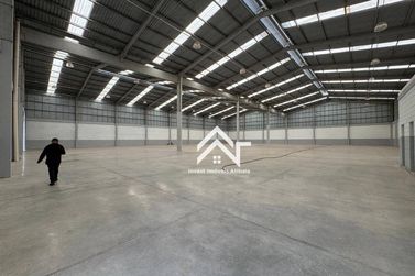 Sal&atilde;o Comercial &agrave; venda - 3759m&sup2; - Rio Acima