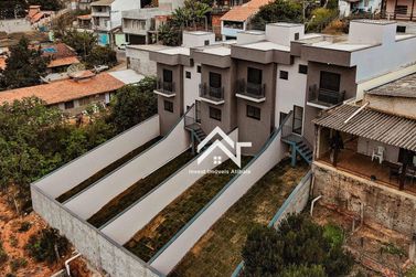 Sobrado &agrave; venda - 78m&sup2; - Jardim Imperial